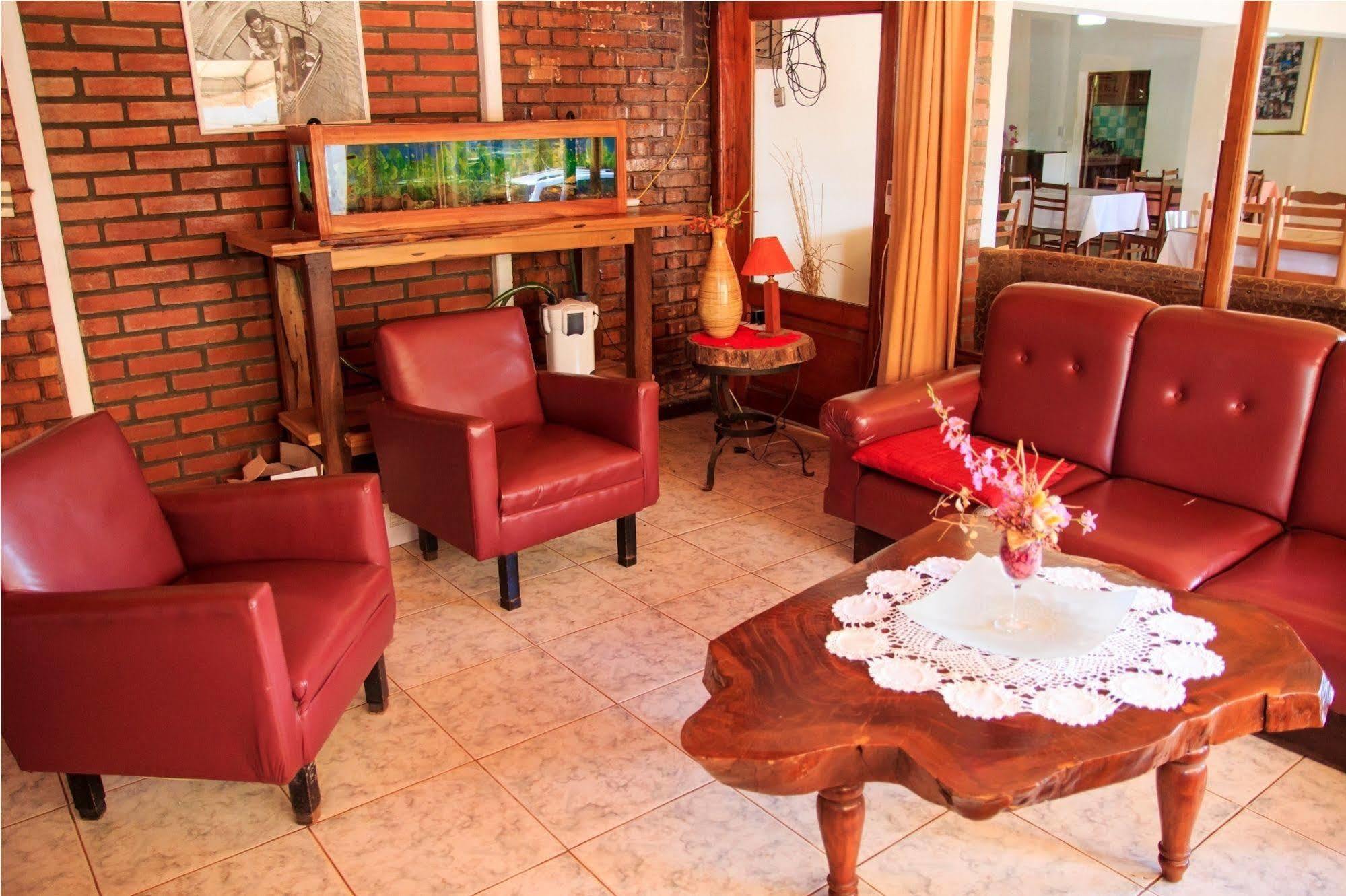 Hotel Tierra Colorada Puerto Iguazú Dış mekan fotoğraf